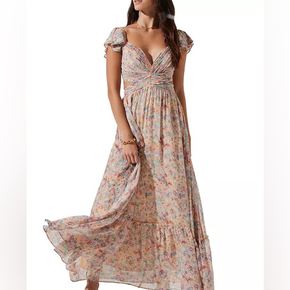 ASTR The Label Primrose Floral Strappy Back Maxi Peach Dress NWT Medium Revolve